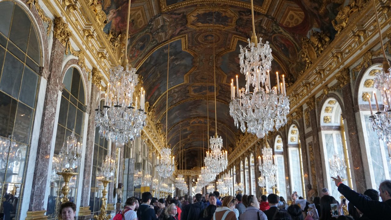 パリから行くヴェルサイユ宮殿ってどんな所 家族で楽しむポイント パリ旅行 外国語 子育て